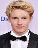 16 - Louis Hofmann