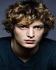 6 - Niels Schneider