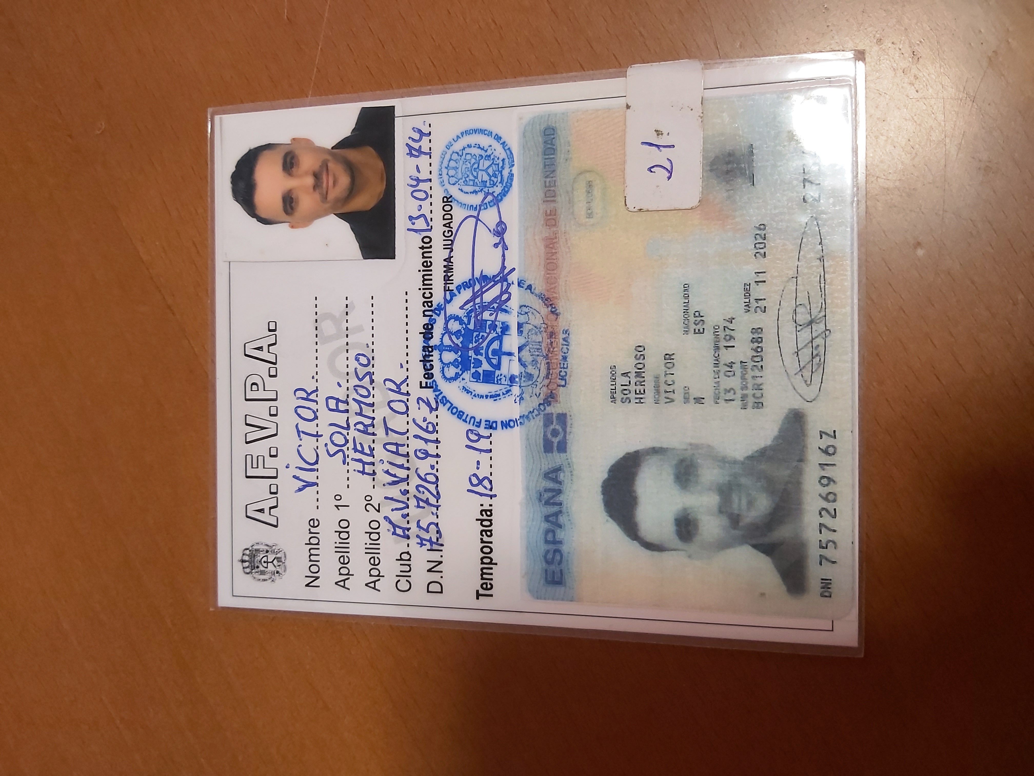 21 - VICTOR SOLA HERMOSO