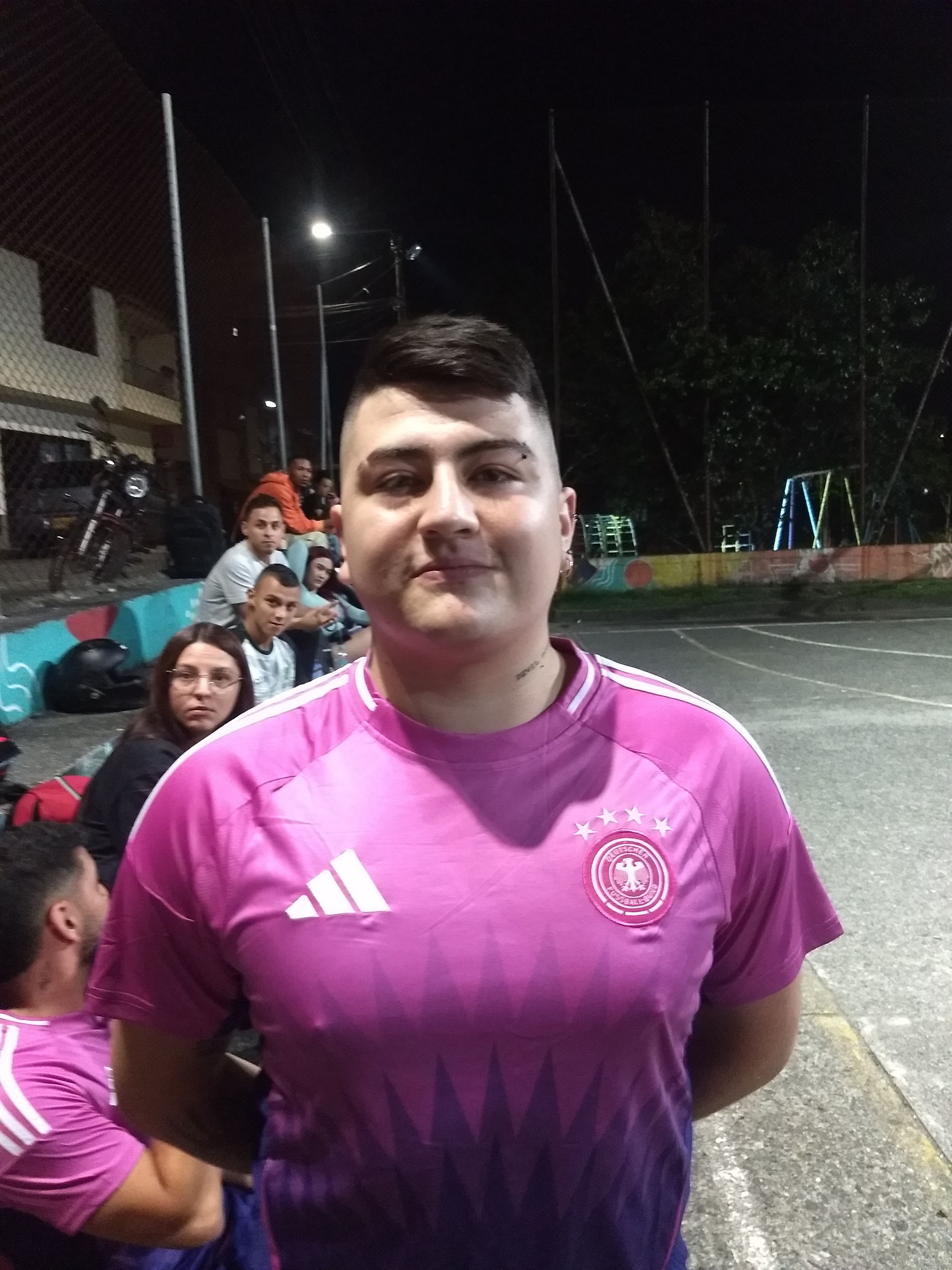 10 - DIEGO LOAIZA