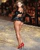 2 - Izabel Goulart